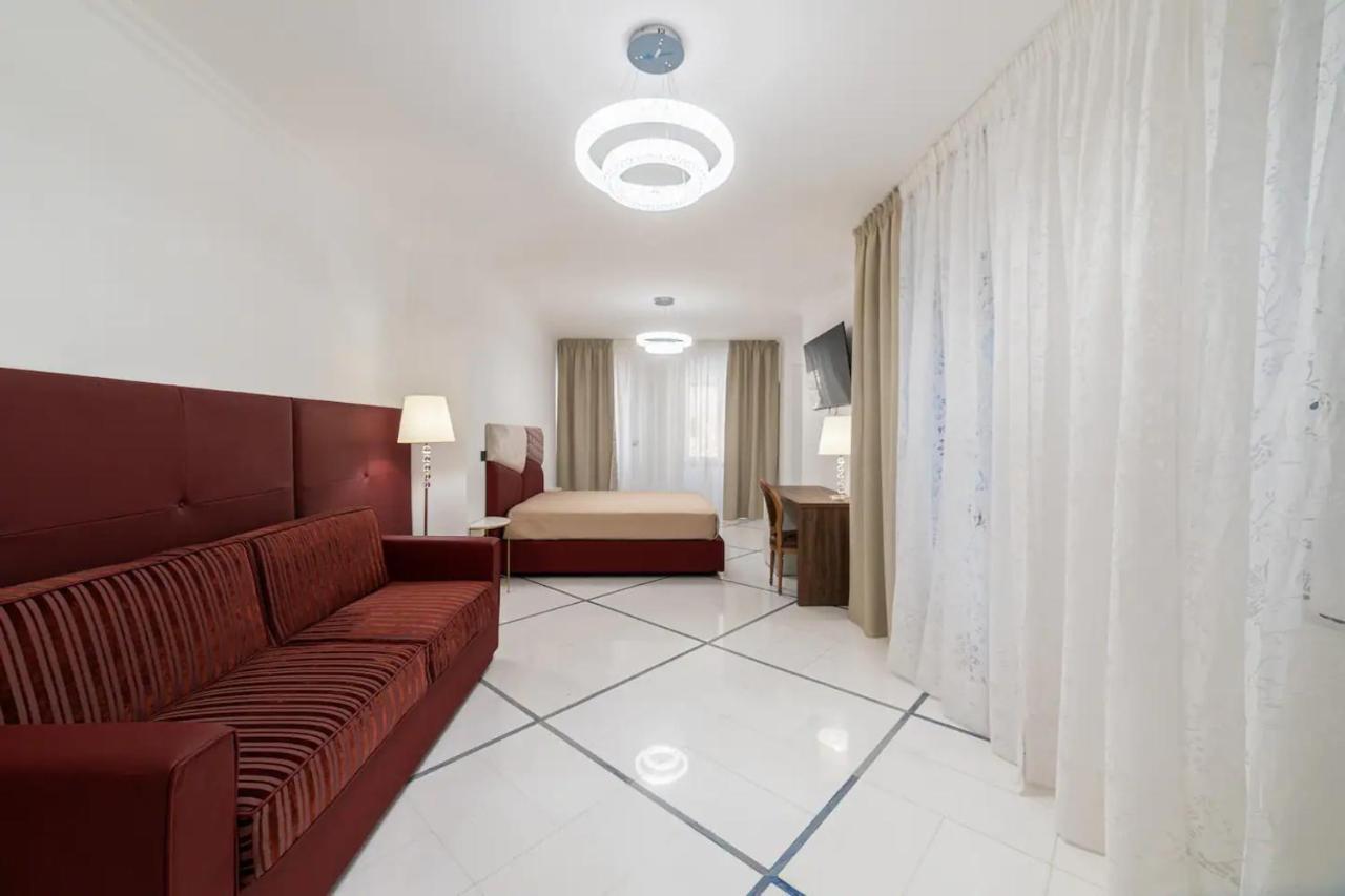 Apartments Hotel Real Suite Napoli Chiaia Mergellina Buitenkant foto