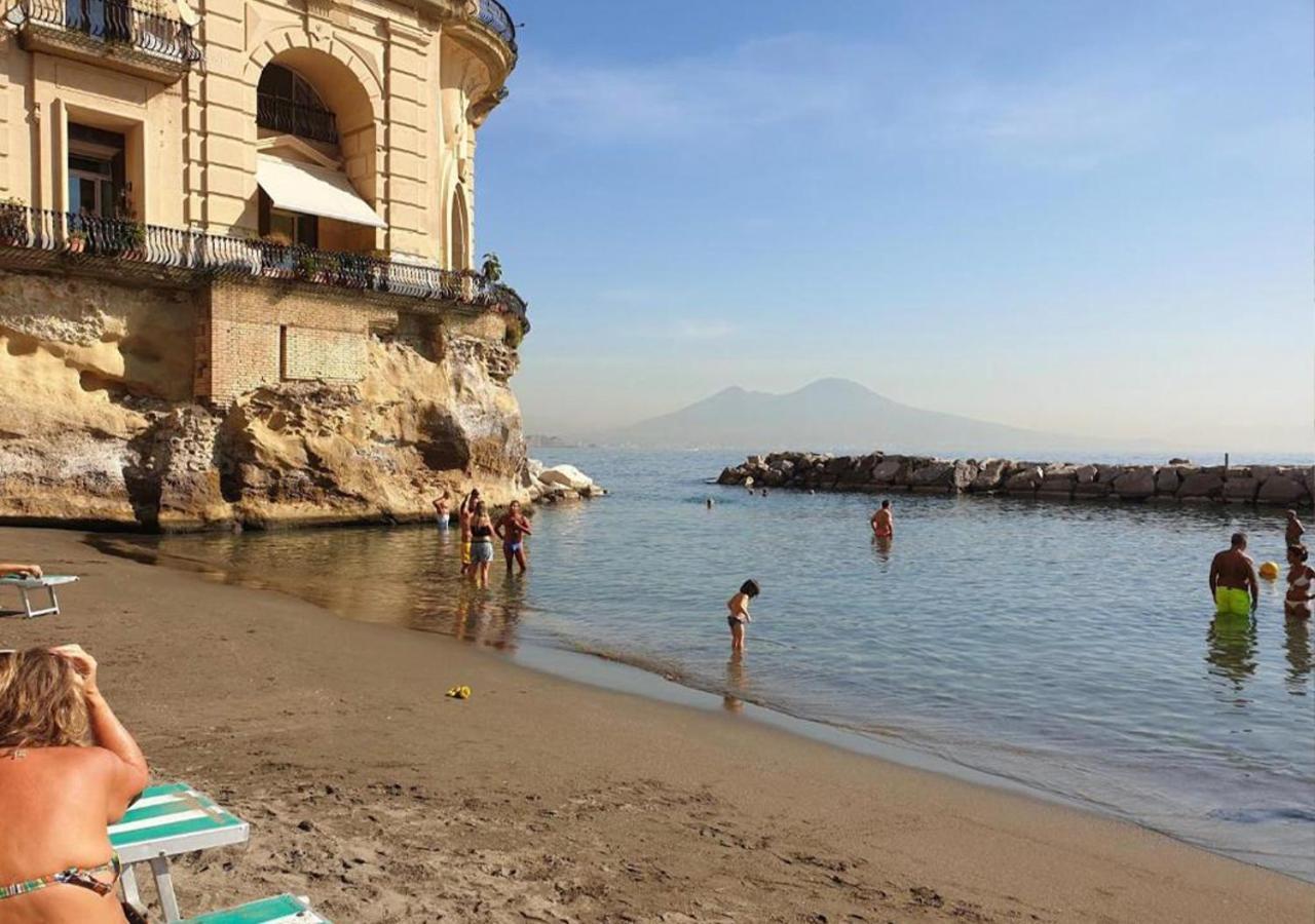 Apartments Hotel Real Suite Napoli Chiaia Mergellina Buitenkant foto